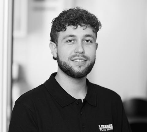 BLITZ 77_7286-Christian