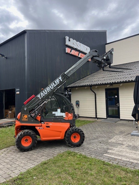 Produkter 1 Ausa T144H2